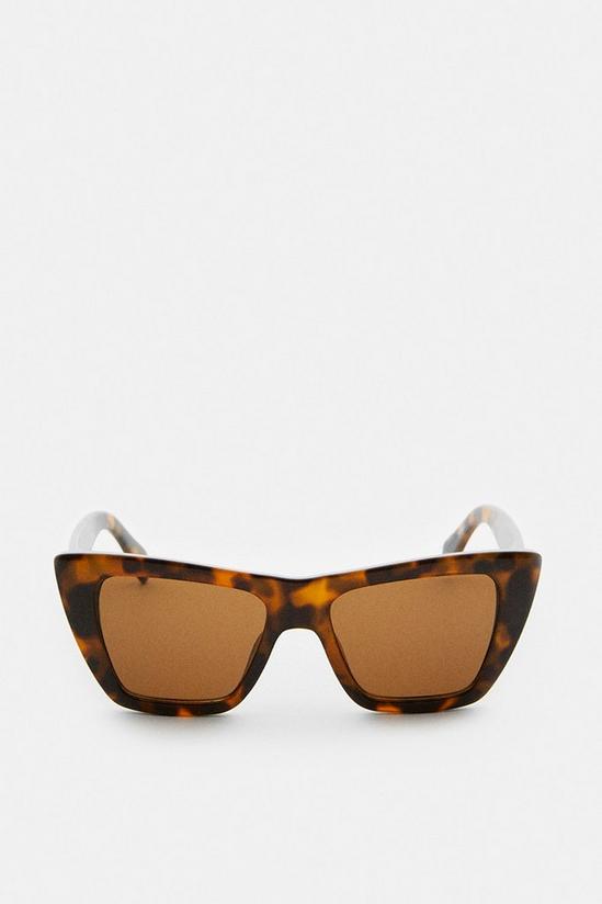 Coast Cat Eye Sunglasses 2