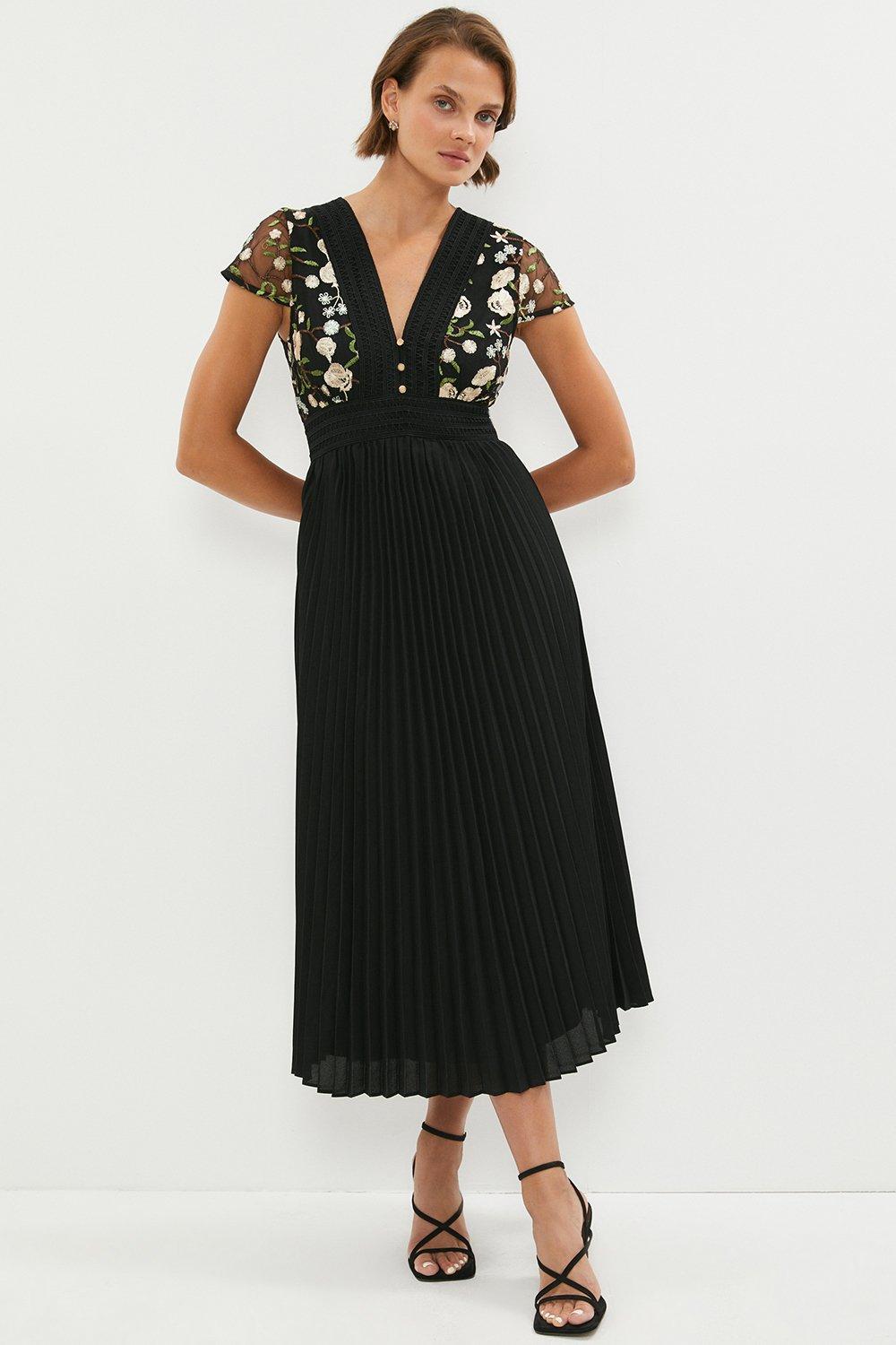 Embroidered Mesh Midi Dress With Pleat Skirt - Black