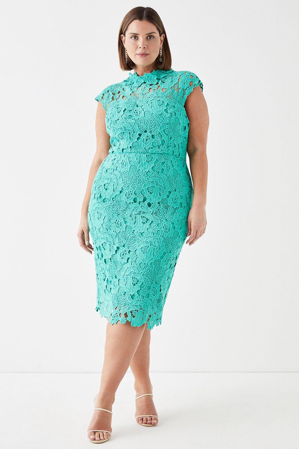 Plus Size Lace Pencil Dress With Applique Neckline - Green