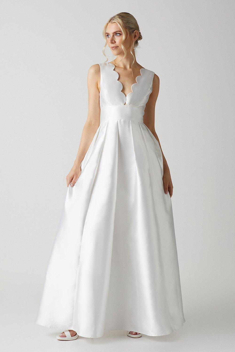 Scallop Neck Twill Wedding Dress - Ivory