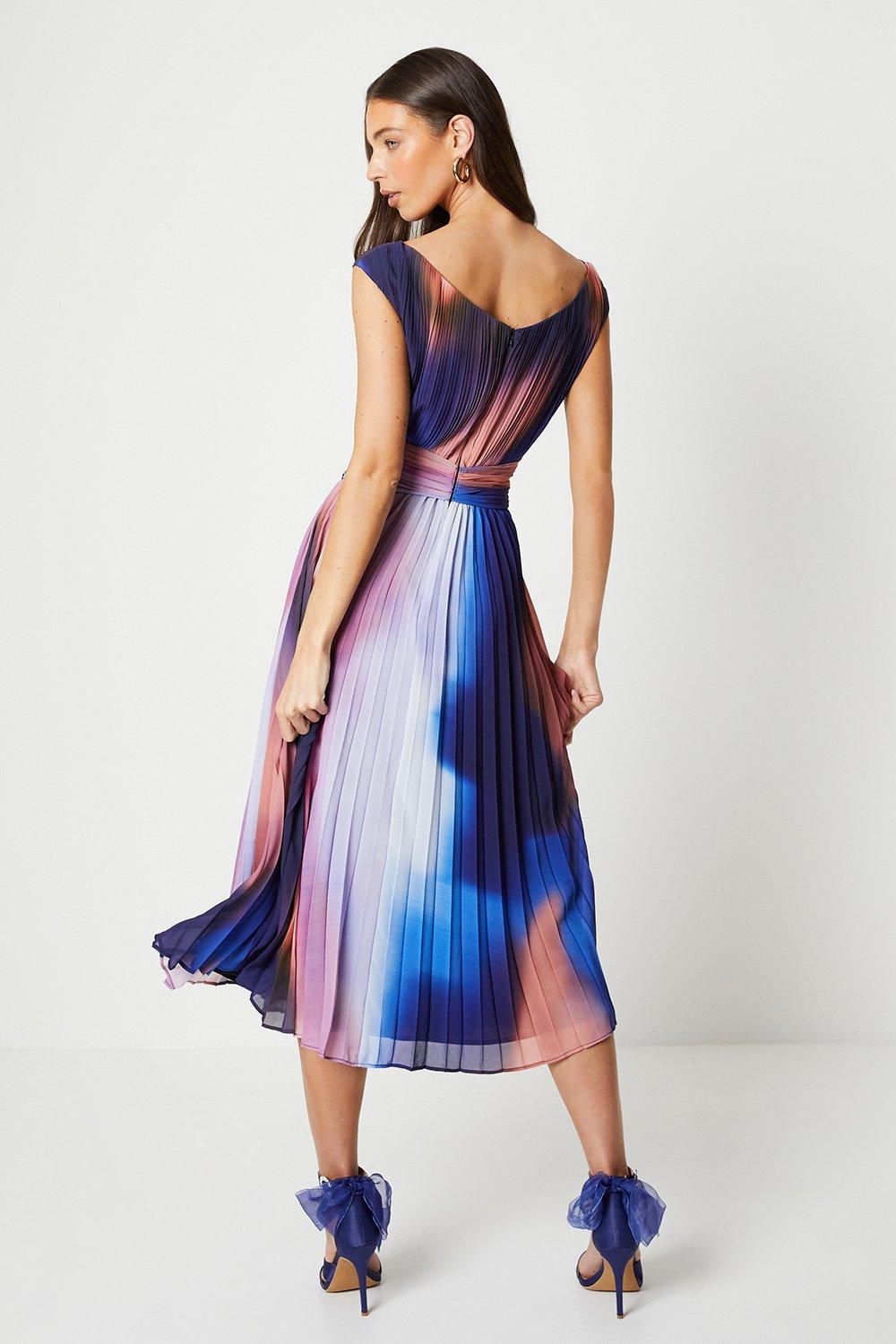 Coast bailey best sale print pleated dress